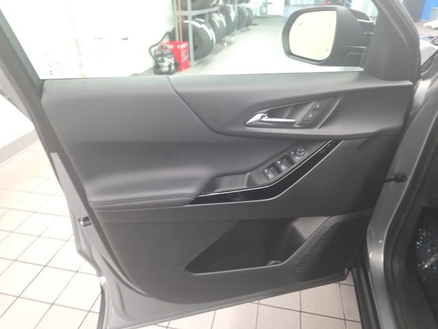 New 2025 Chevrolet Equinox LT w/ Safety and Technology Package image 10