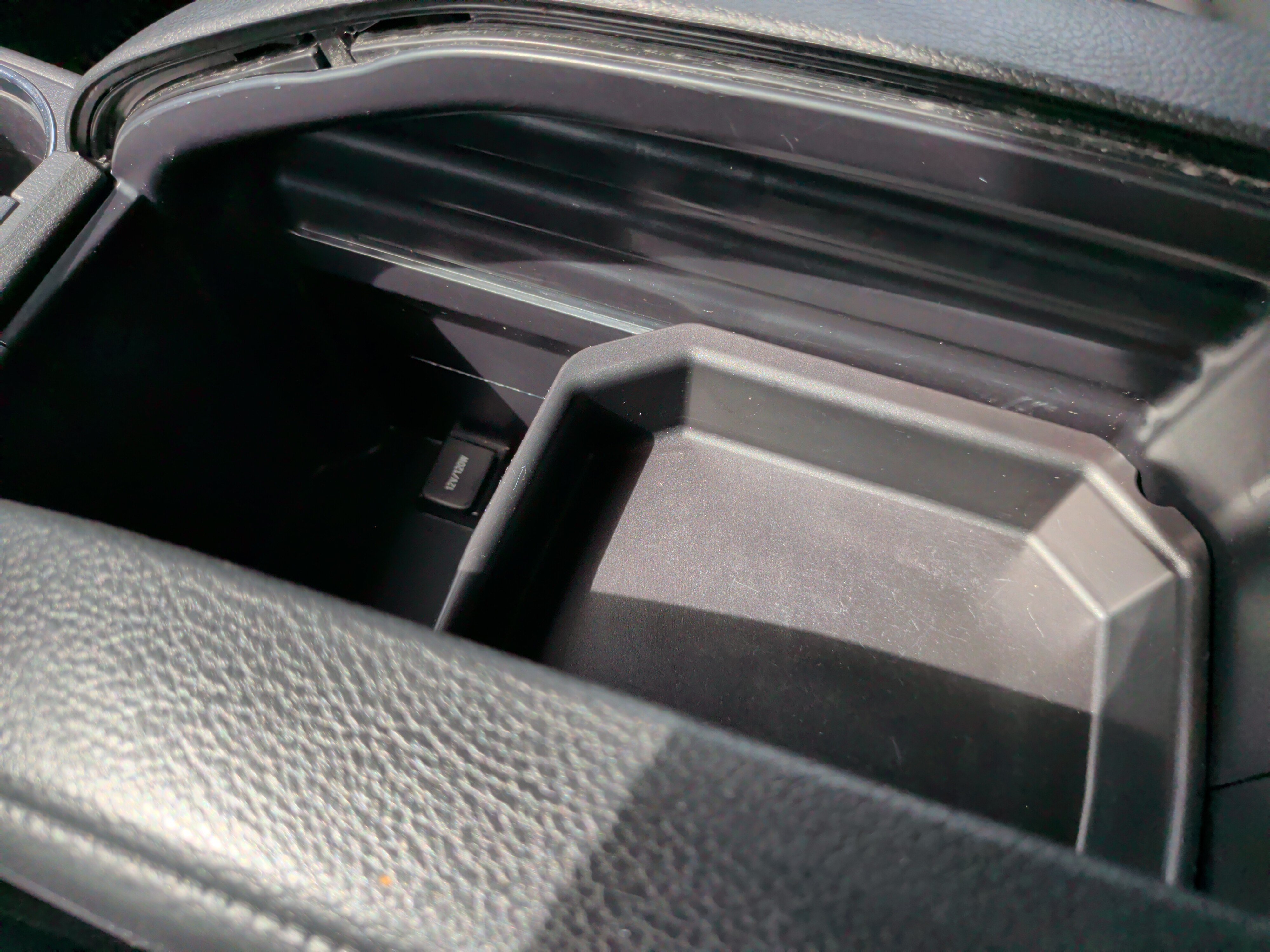 Used 2019 Toyota Highlander XLE AWD/4WD image 21
