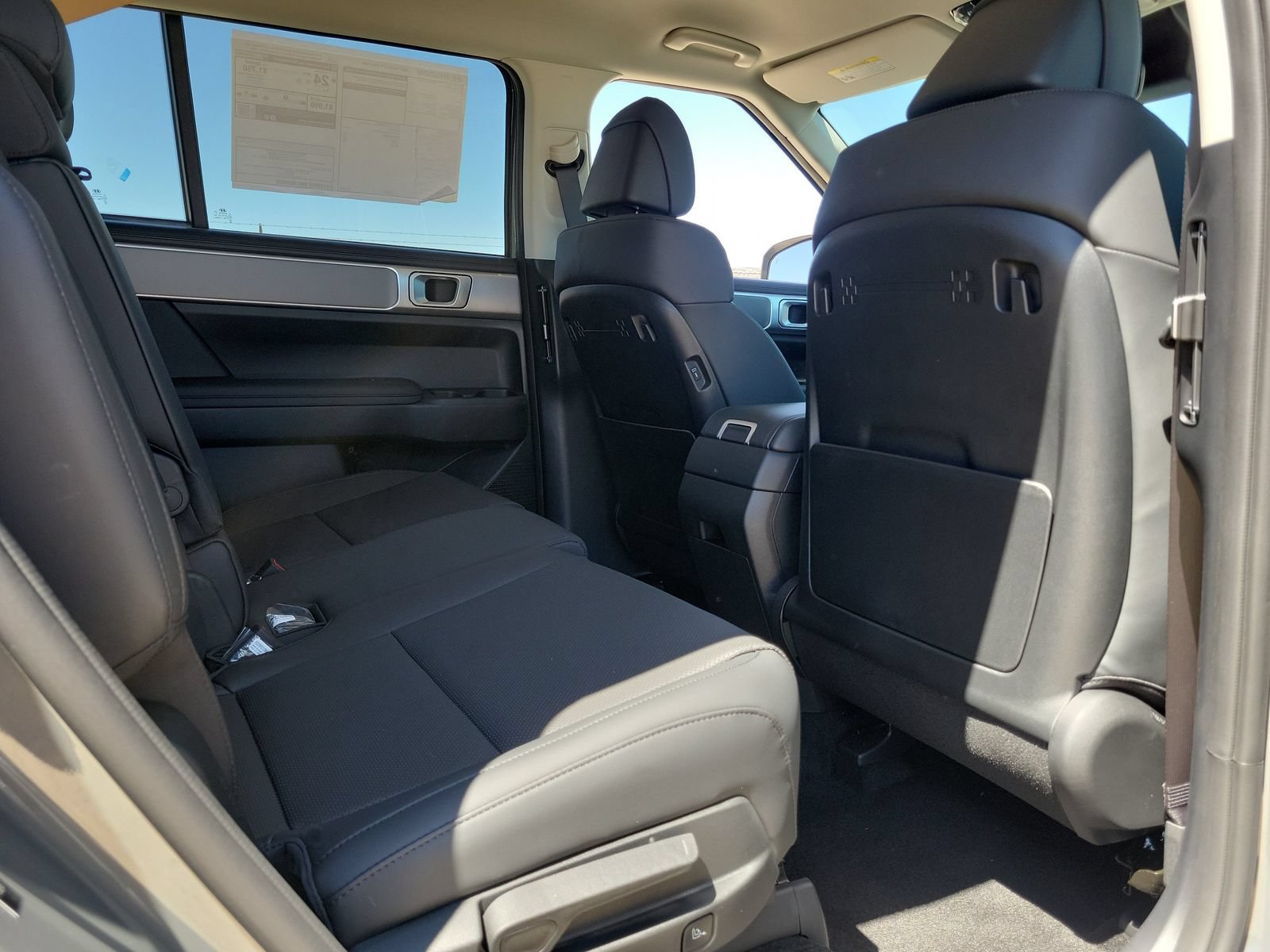 New 2027 Hyundai Santa Fe SEL FWD image 18