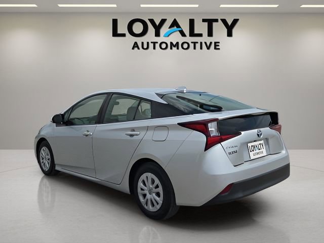 Used 2020 Toyota Prius LE FWD image 3