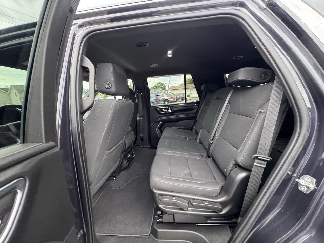 Used 2022 Chevrolet Tahoe 4WD image 33