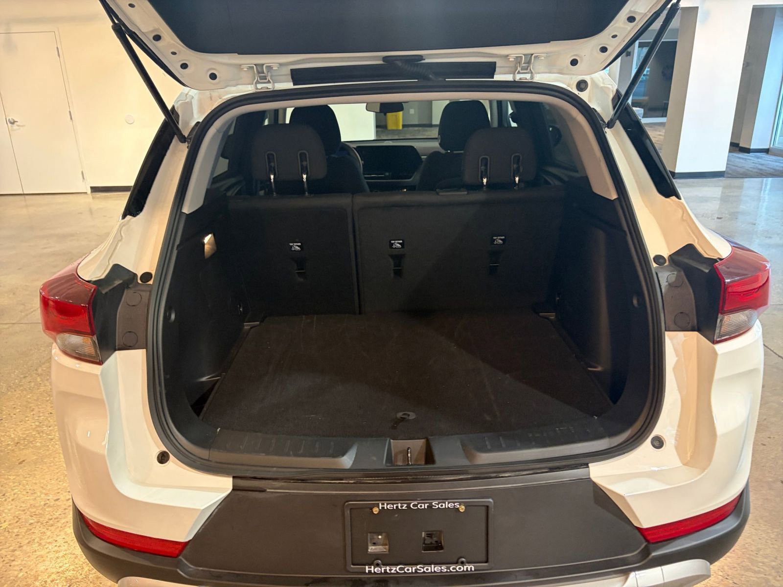 Used 2025 Chevrolet TrailBlazer LT image 29