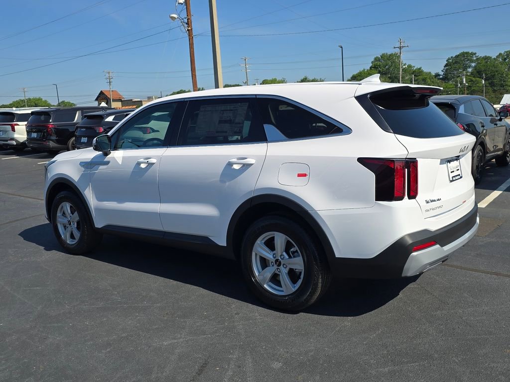 New 2026 Kia Sorento LX FWD image 5