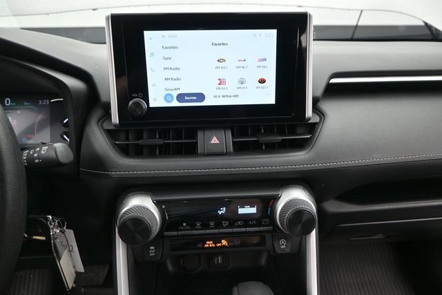 Used 2024 Toyota RAV4 LE FWD image 8