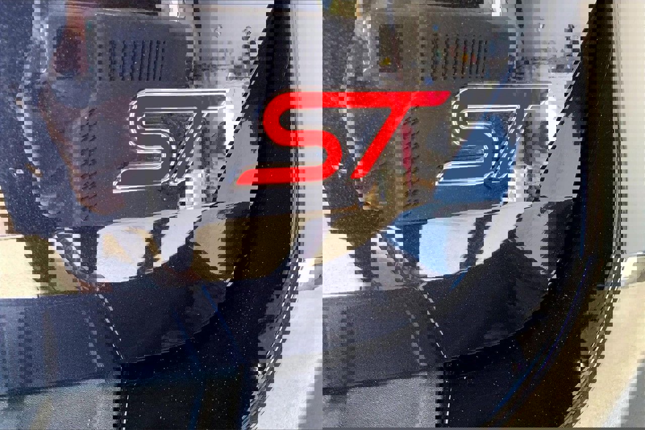 Used 2025 Ford Explorer ST w/ Sun And Sound Package image 31