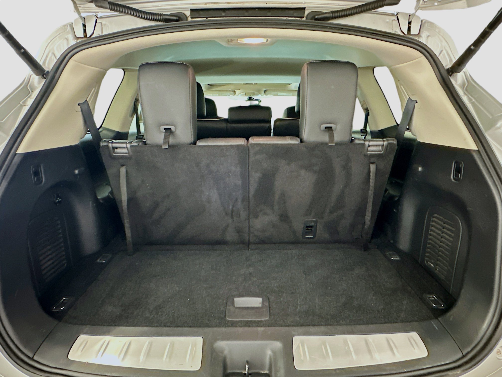 Used 2020 INFINITI QX60 Luxe w/ Essential Package AWD/4WD image 32