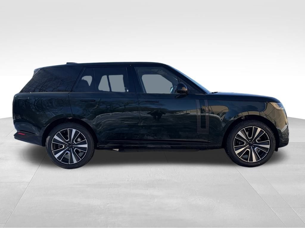 New 2026 Land Rover Range Rover SE image 5