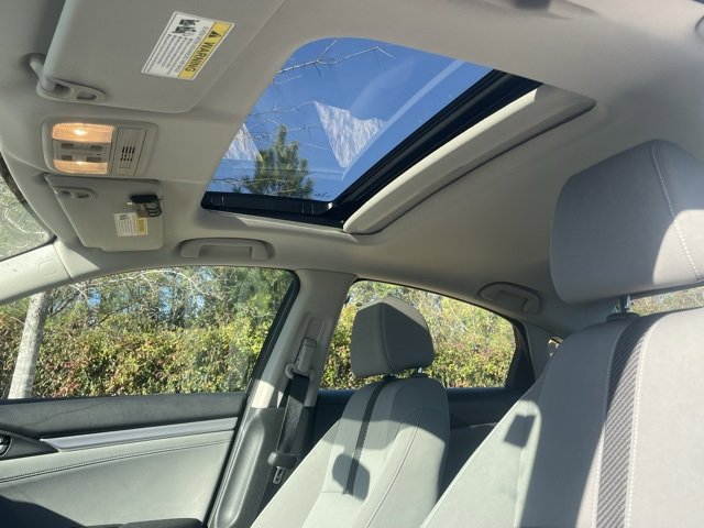 Used 2018 Honda Civic EX image 3