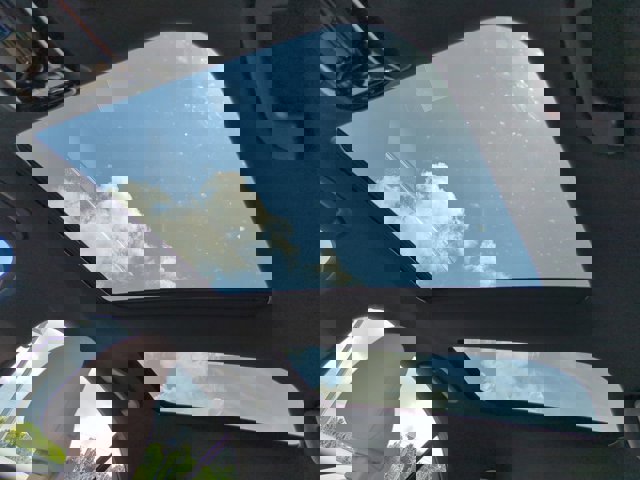 Used 2025 Mercedes-Benz C 300 Sedan image 19