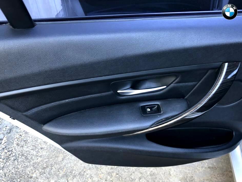 Used 2015 BMW 320i 320i Sedan image 21