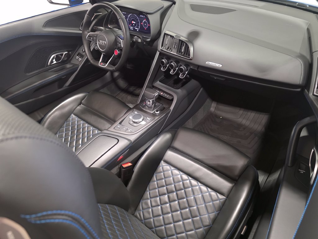 Used 2020 Audi R8 V10 AWD/4WD image 10