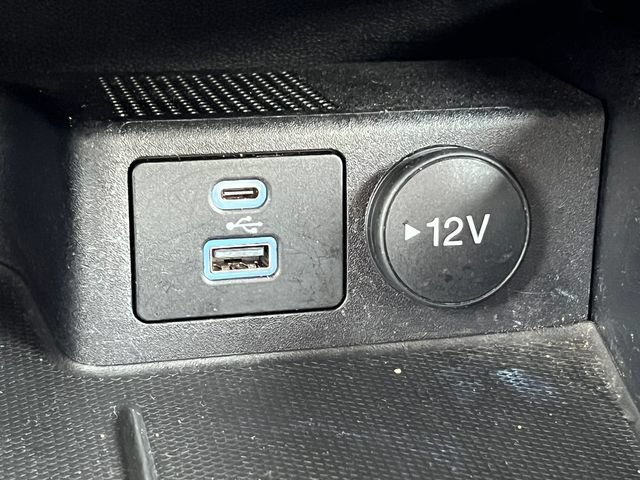Used 2022 Ford Escape Titanium AWD/4WD image 29