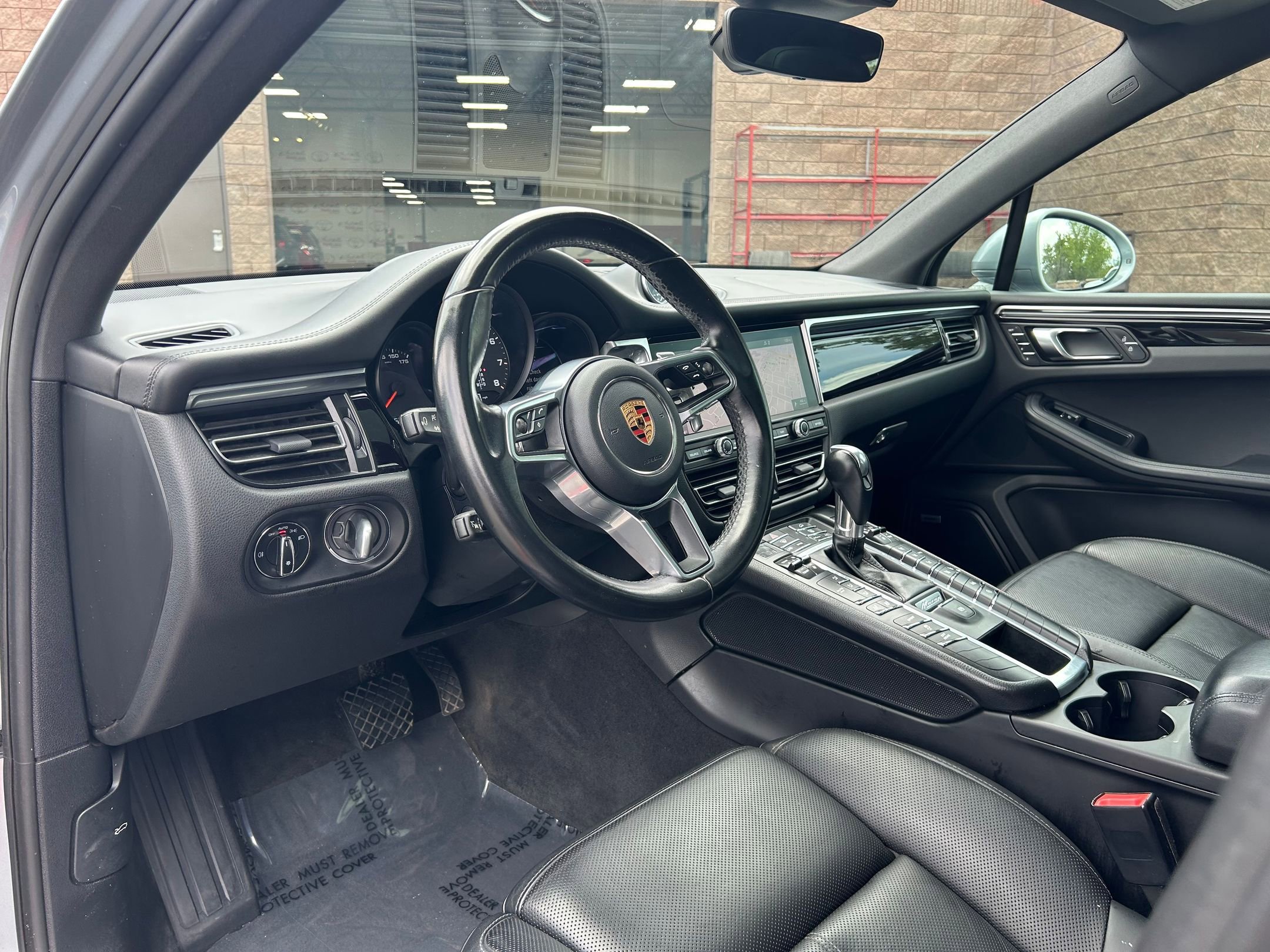 Used 2019 Porsche Macan AWD/4WD image 11