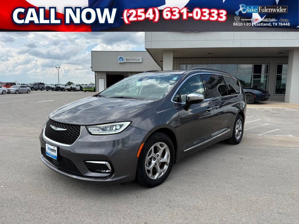 Used 2023 Chrysler Pacifica Limited