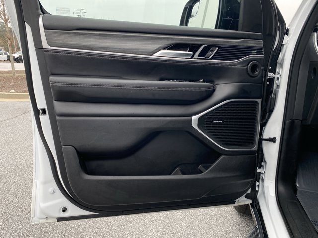 Used 2023 Jeep Wagoneer Series III w/ Preferred Equipment Group image 22