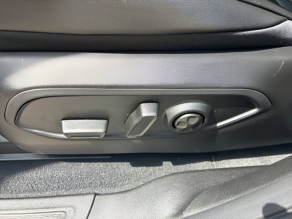 New 2026 Jeep Grand Cherokee L Limited AWD/4WD image 19