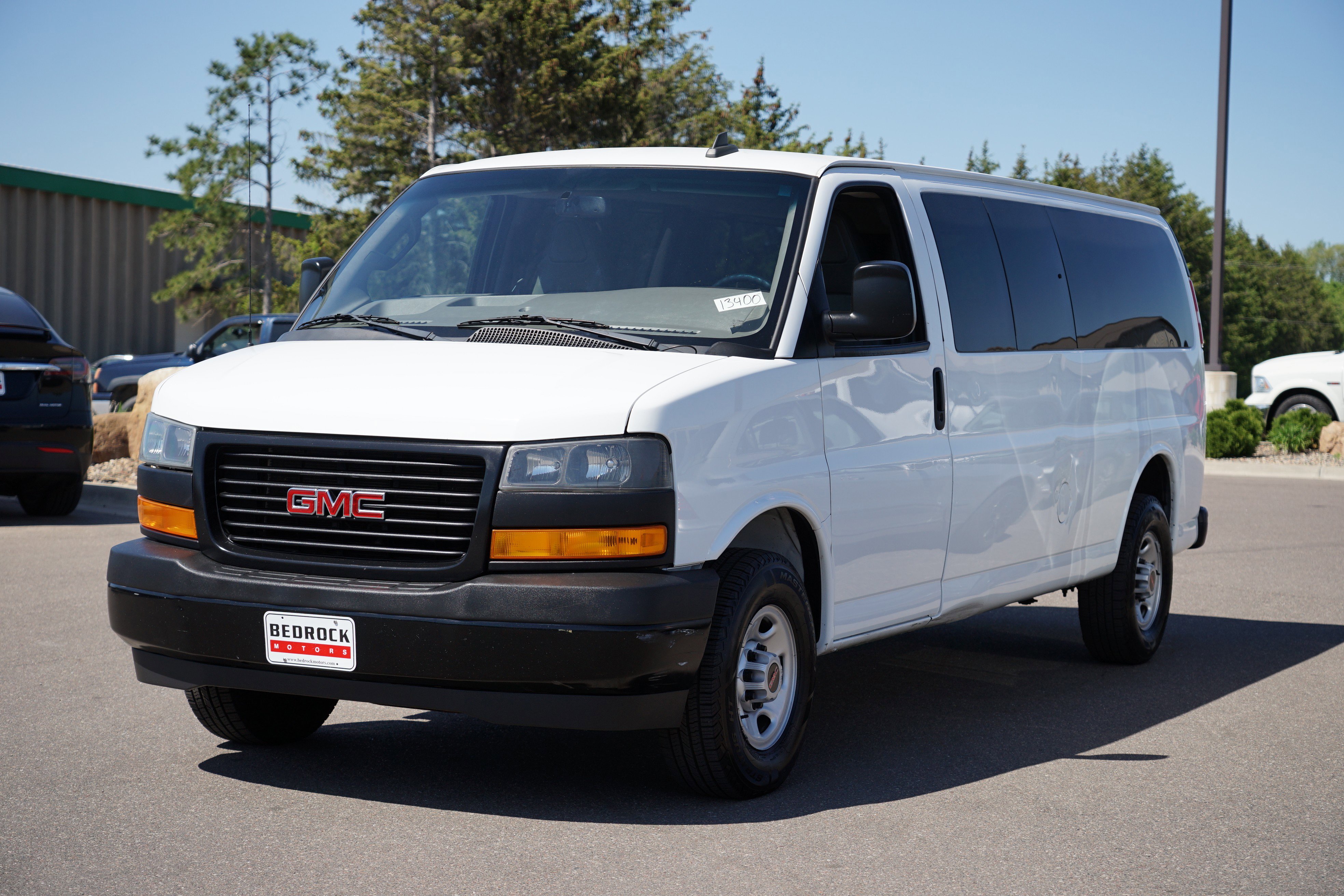 Used 2020 GMC Savana 3500 LS image 6