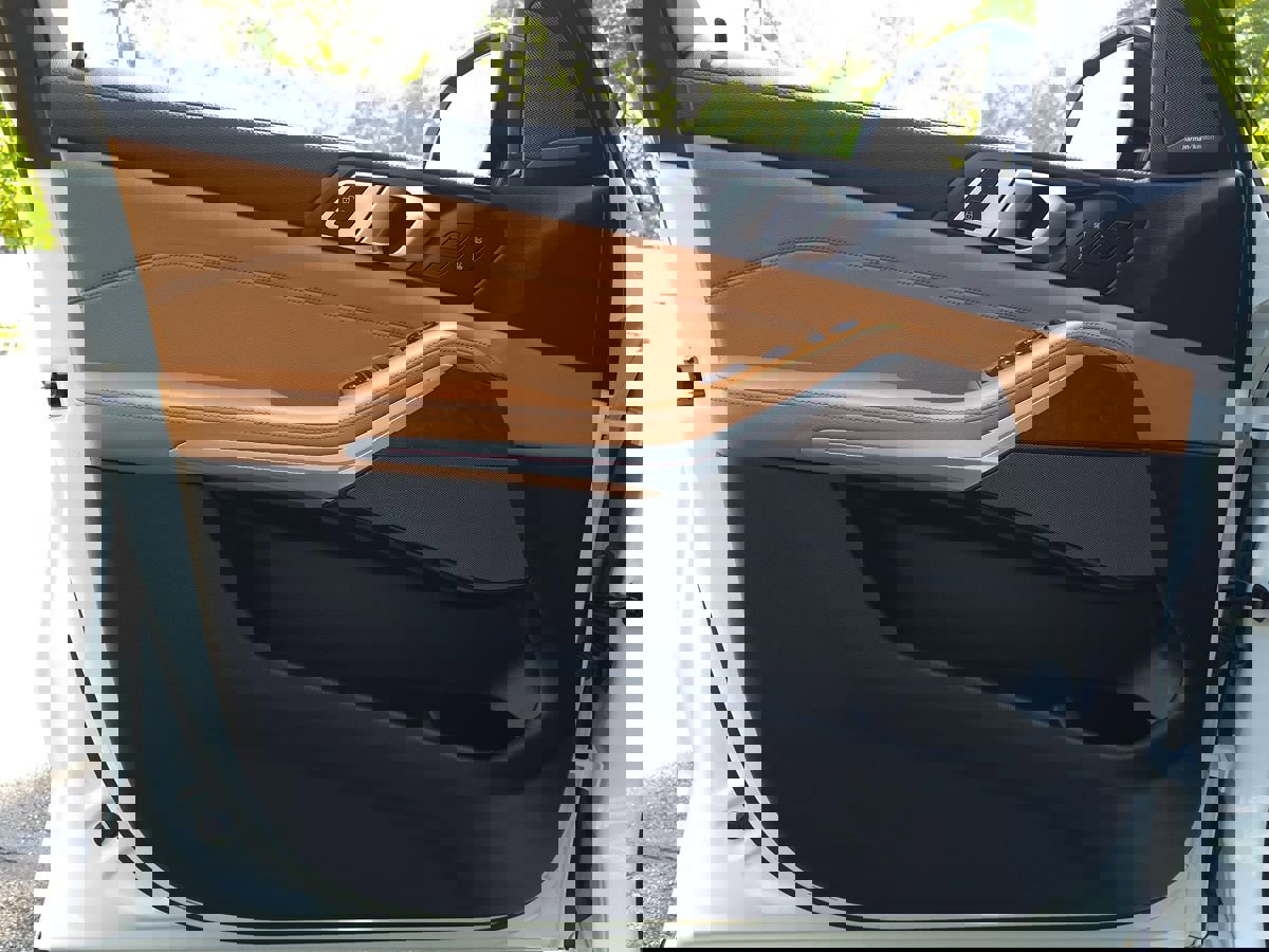 Used 2021 BMW X5 sDrive40i w/ M Sport Package image 28