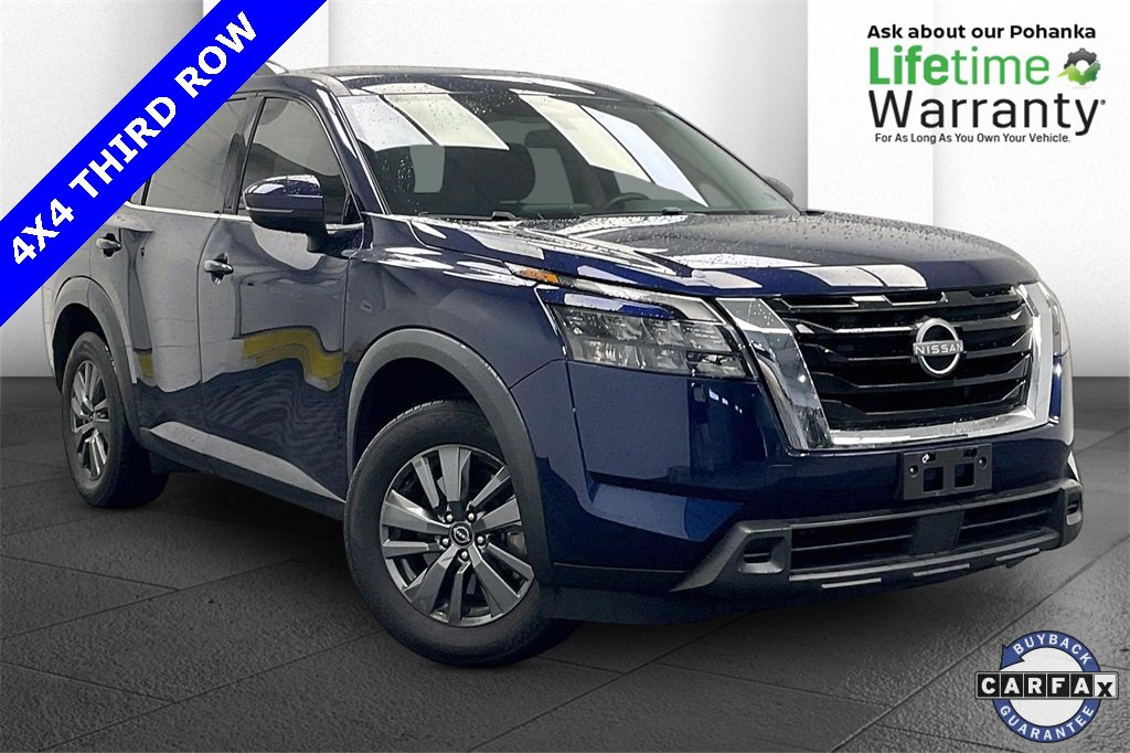 Certified 2024 Nissan Pathfinder SV