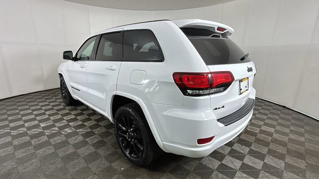 Used 2020 Jeep Grand Cherokee Altitude AWD/4WD video 4