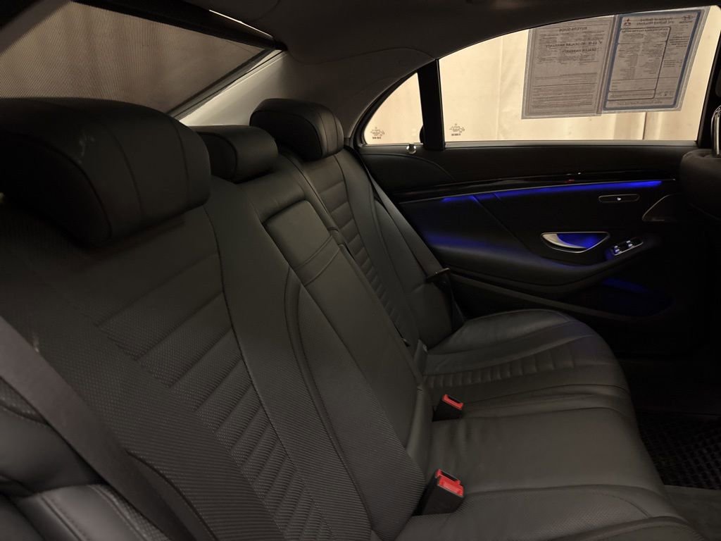 Used 2020 Mercedes-Benz S 560 4MATIC Sedan image 25