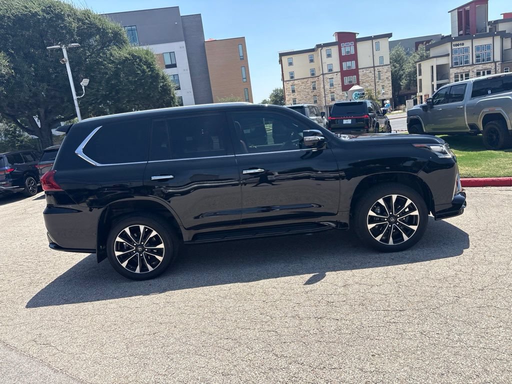 Used 2021 Lexus LX 570 4WD w/ Sport Package image 6