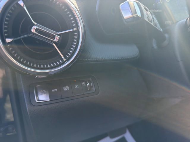 Used 2025 Chevrolet Equinox LT w/ Convenience Package II image 25