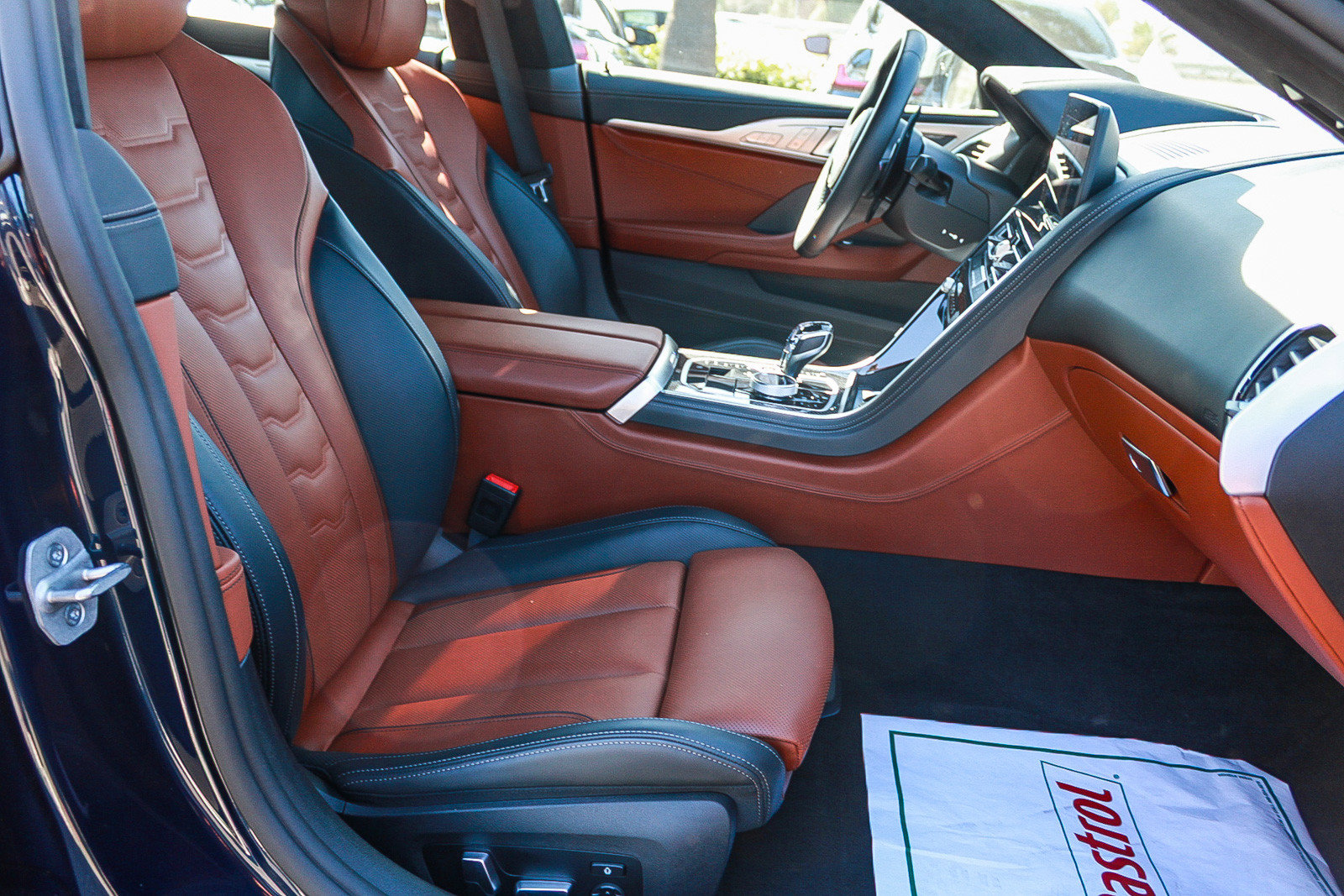 Certified 2025 BMW M850i xDrive w/ M Carbon Exterior Package AWD/4WD image 17