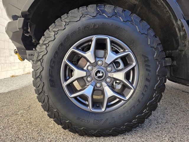 Used 2023 Ford Bronco Badlands image 20