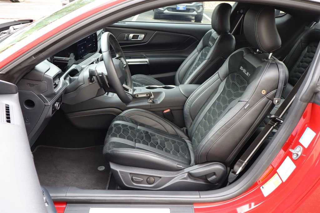 Used 2024 Ford Mustang GT Premium w/ GT Performance Package RWD image 24