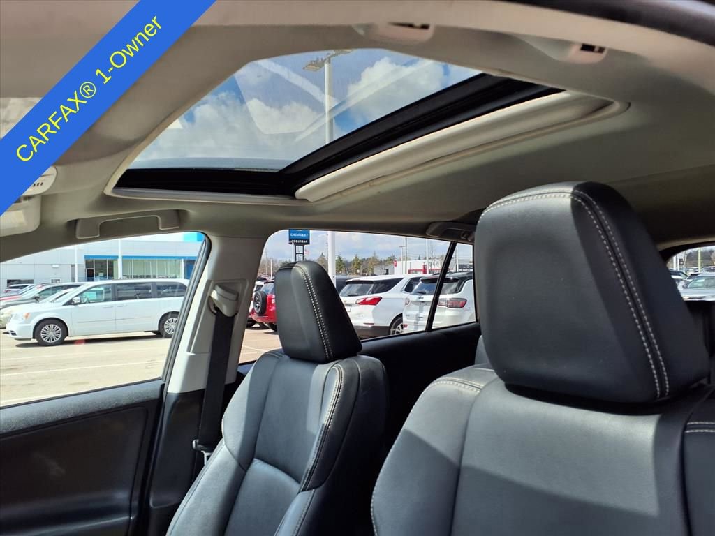 Used 2014 Toyota RAV4 Limited w/ Technology Package image 20