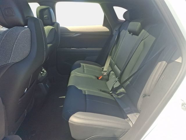 New 2026 Cadillac Optiq Luxury 1 AWD/4WD image 5