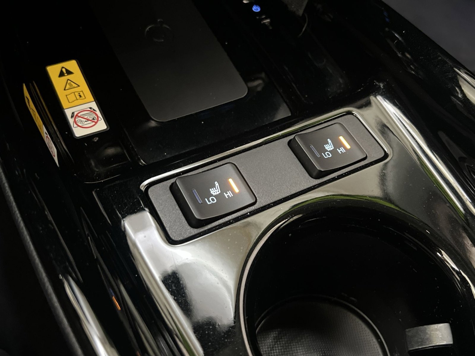 Used 2020 Toyota Prius Prime Limited image 30