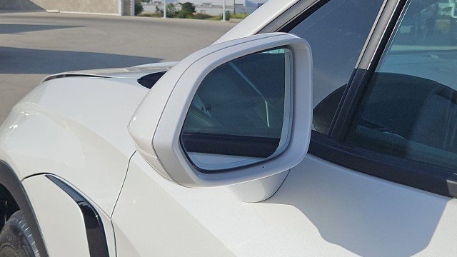 Used 2024 Chevrolet Blazer EV LT image 19