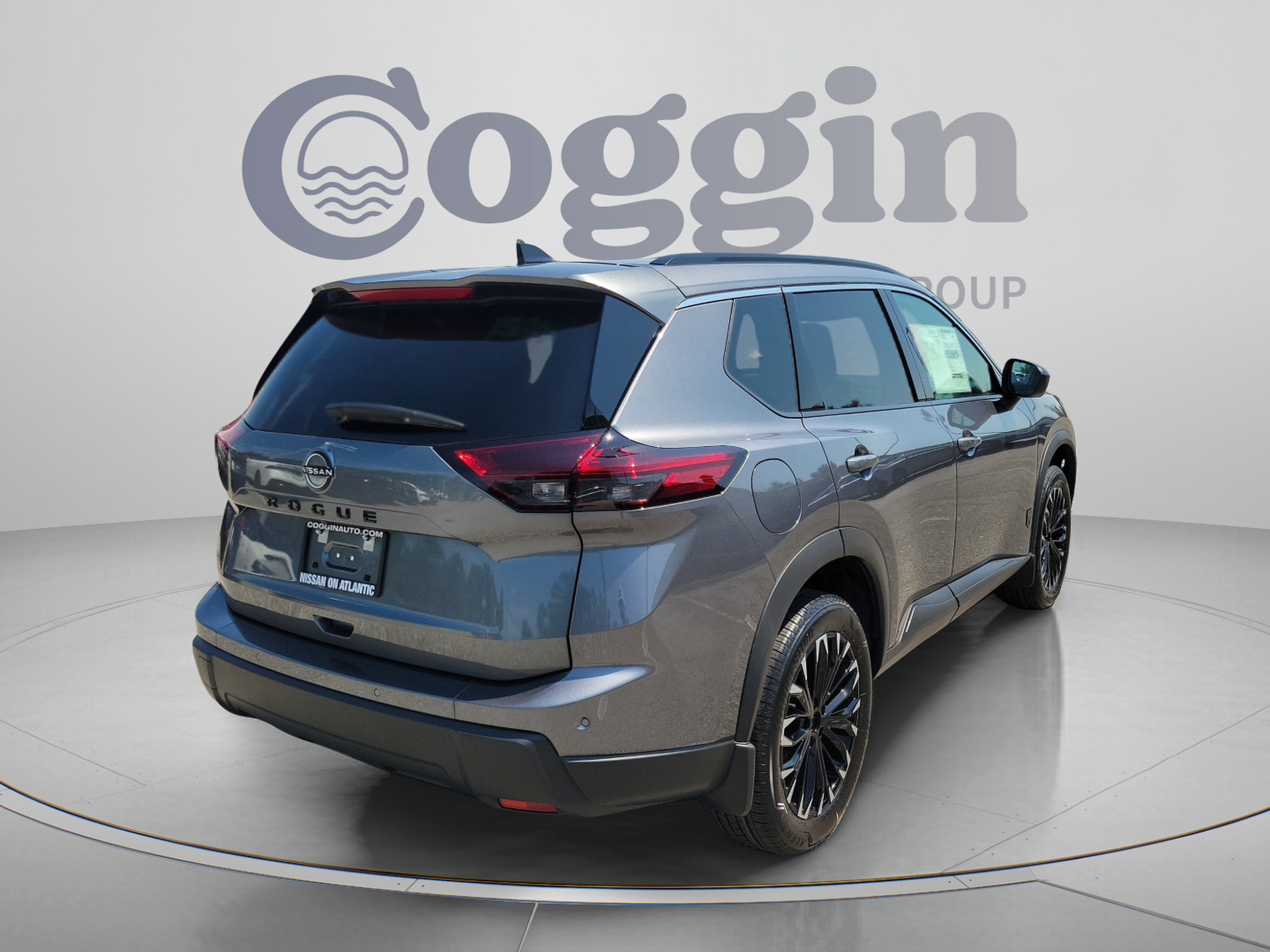 New 2026 Nissan Rogue Dark Armor FWD image 5