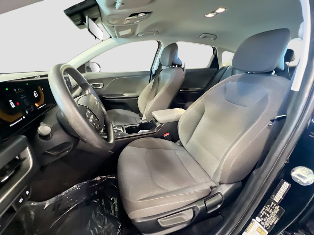 Used 2025 Kia K4 FWD image 19