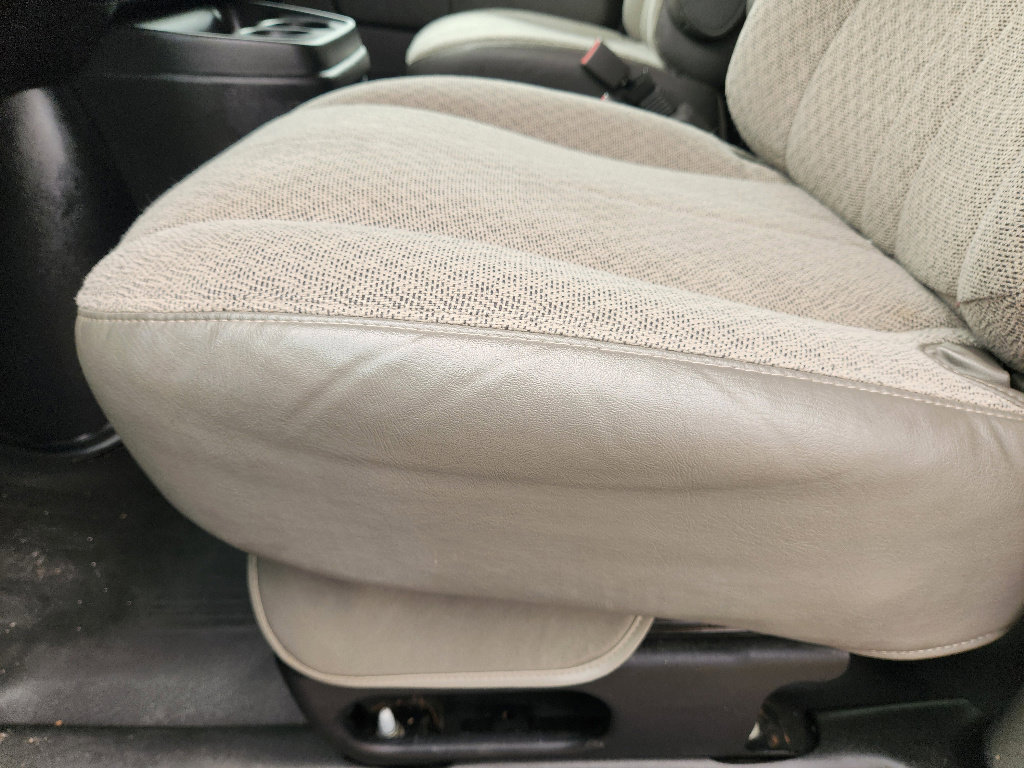 Certified 2023 Chevrolet Express 3500 LS image 25