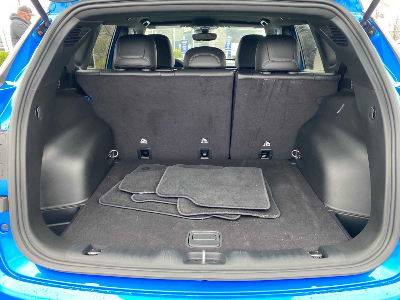 Used 2025 Jeep Compass Limited image 24