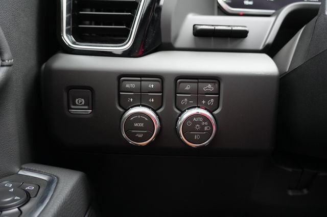 New 2026 GMC Sierra 2500 Denali w/ Denali Reserve Package AWD/4WD image 23
