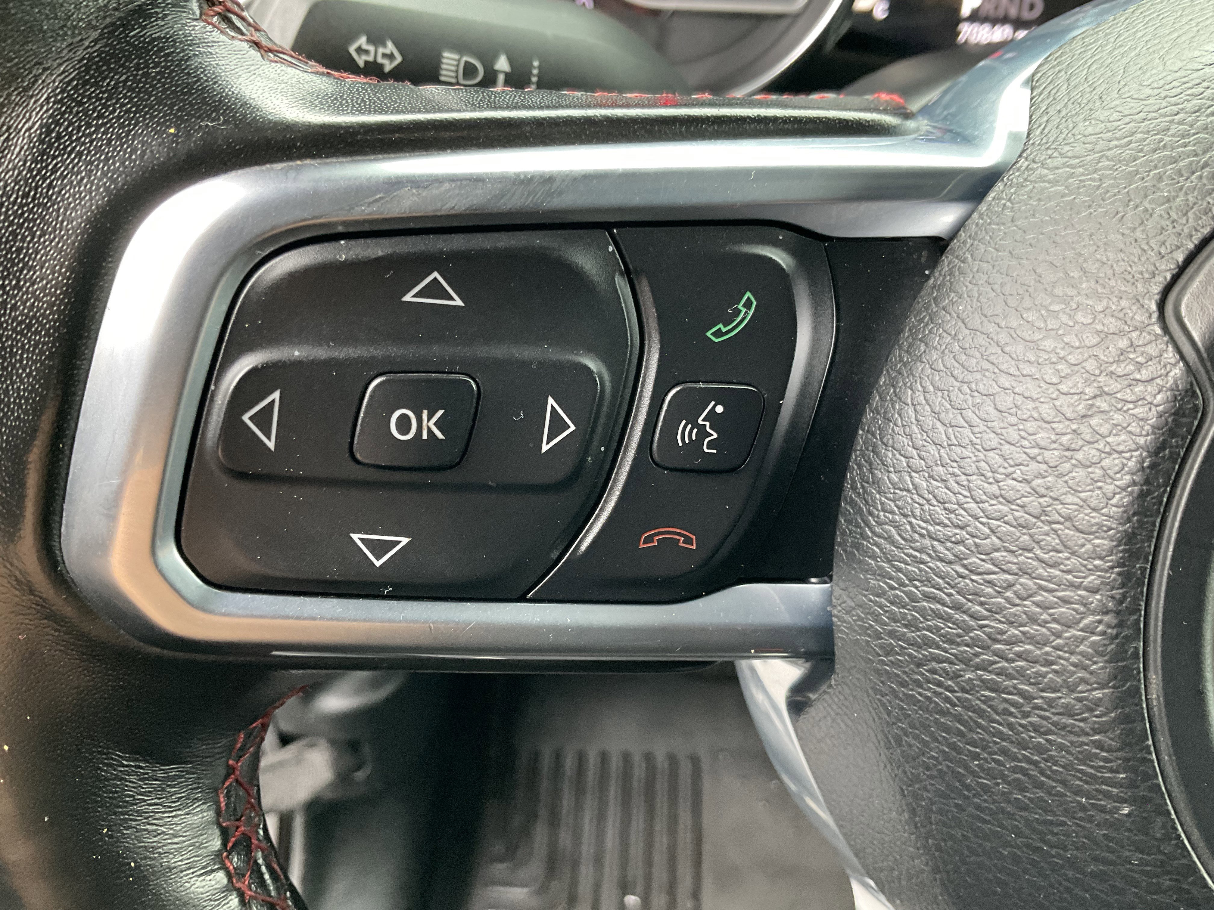 Used 2020 Jeep Gladiator Rubicon w/ Advanced Safety Group image 34