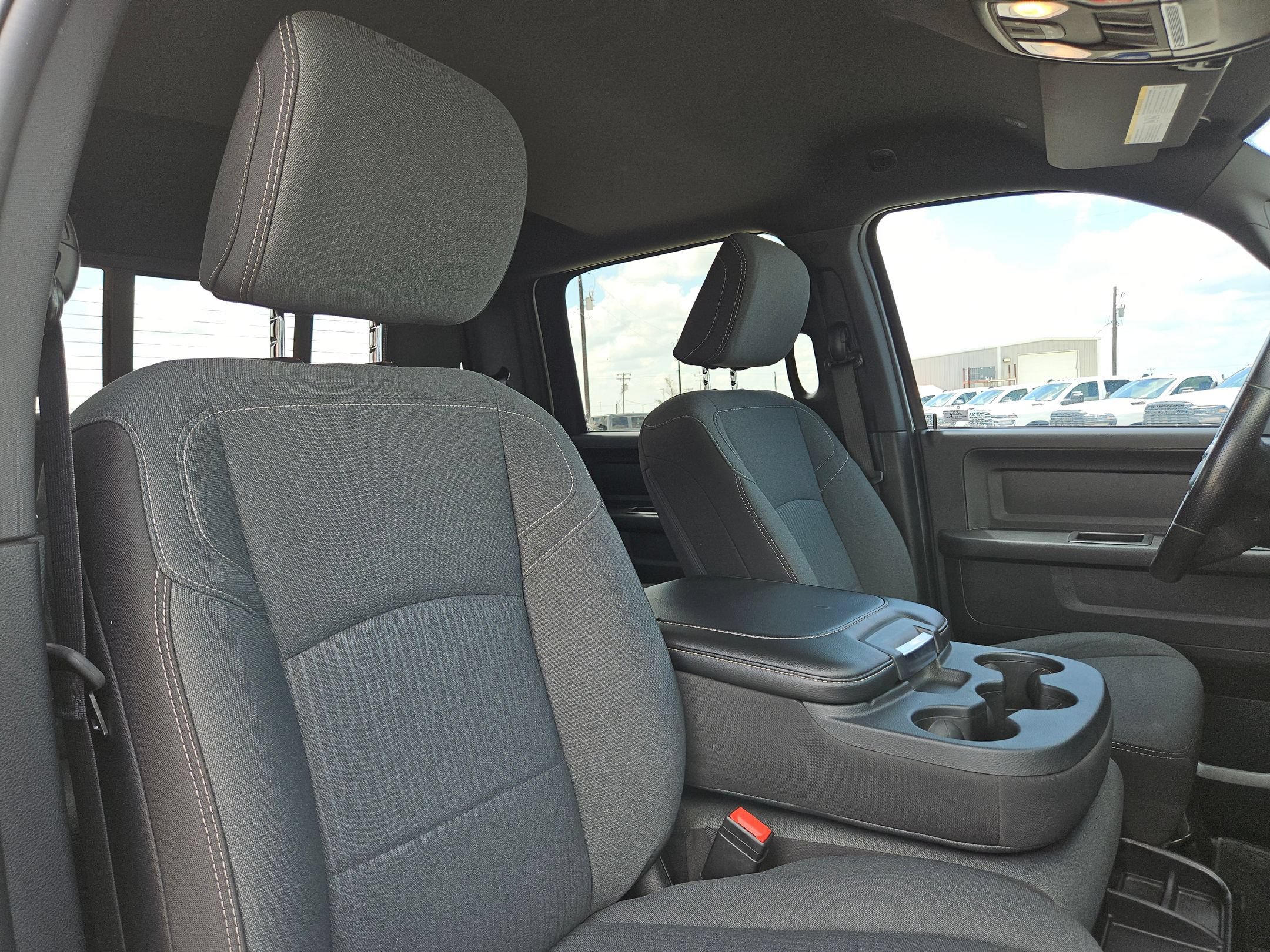 Used 2024 RAM 3500 Tradesman w/ Towing Technology Group AWD/4WD image 30