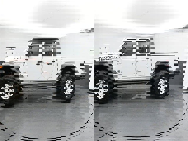 Used 2020 Jeep Gladiator Mojave w/ LED Lighting Group image 9