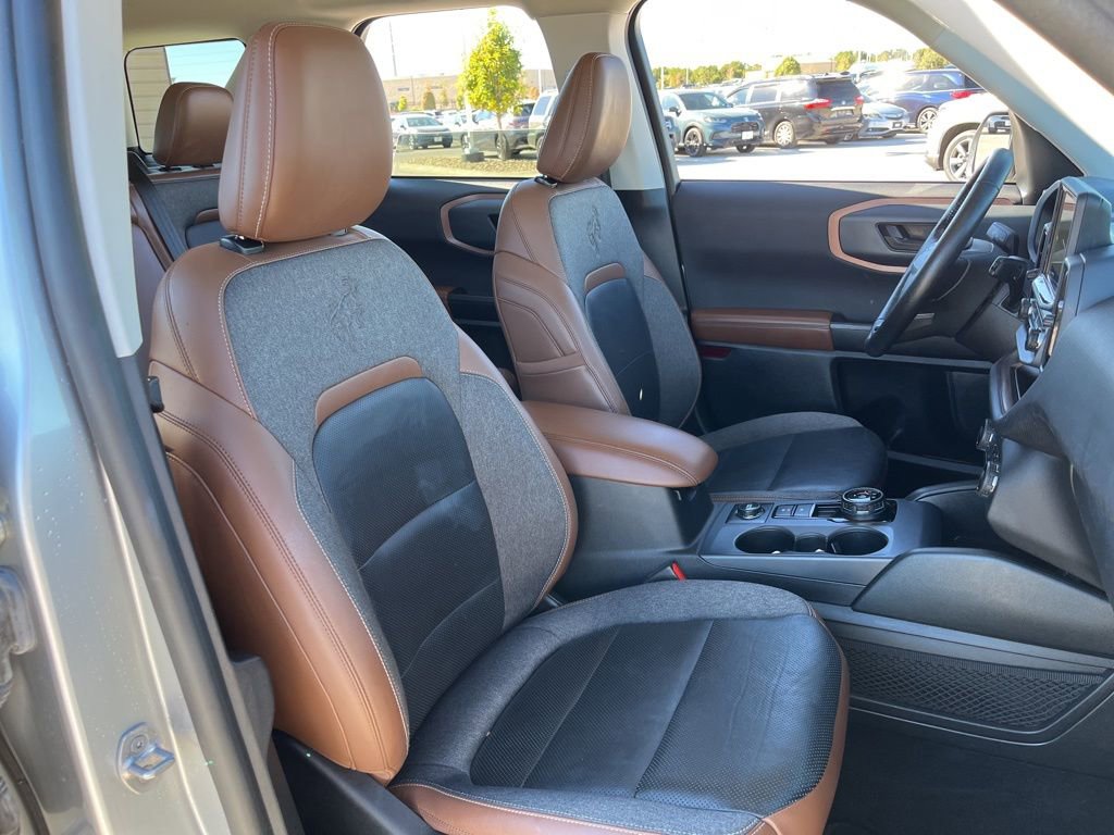 Used 2021 Ford Bronco Sport Outer Banks w/ Outer Banks Package (96D) image 29