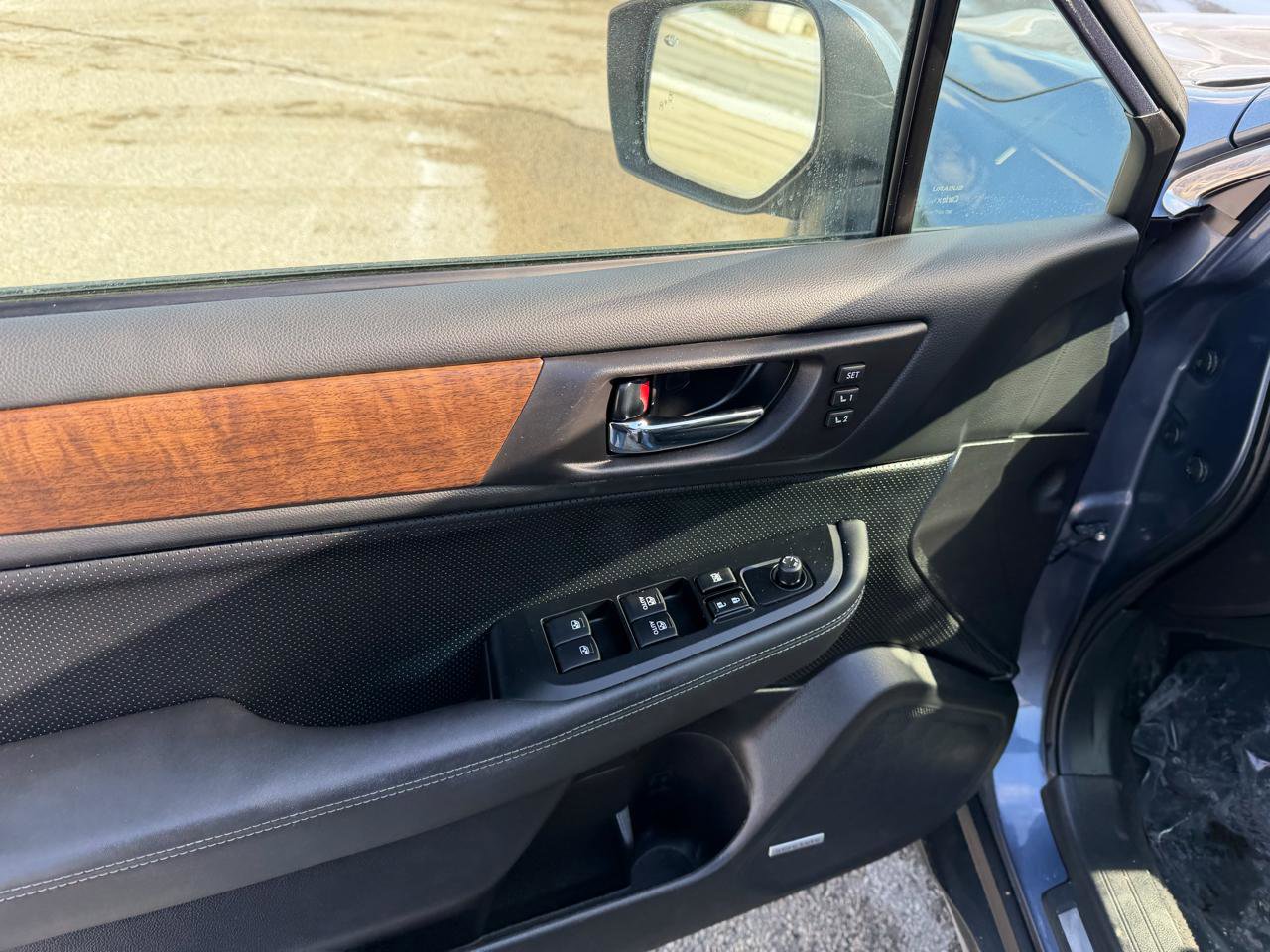 Used 2016 Subaru Outback 2.5i Limited image 10