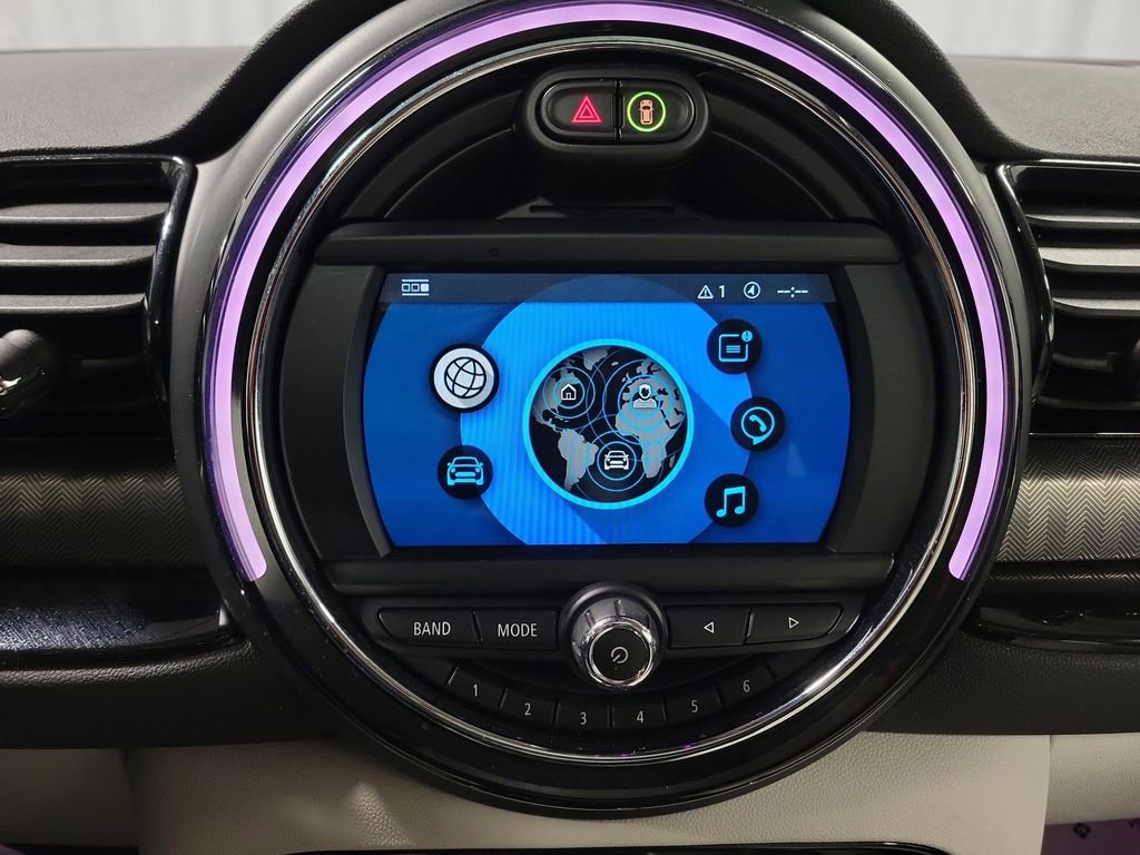 Used 2020 MINI Cooper Clubman S w/ Signature Upholstery Package image 19