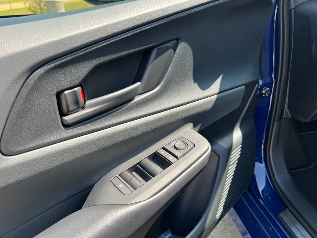 New 2026 Toyota Prius LE image 11