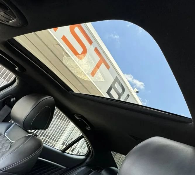 Used 2021 Genesis G70 3.3T w/ Sport Package RWD image 26