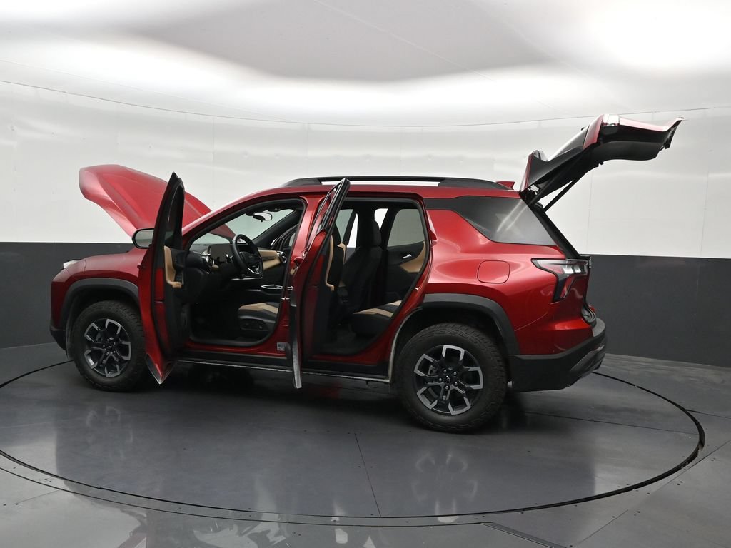 Used 2026 Chevrolet Equinox ACTIV FWD image 35