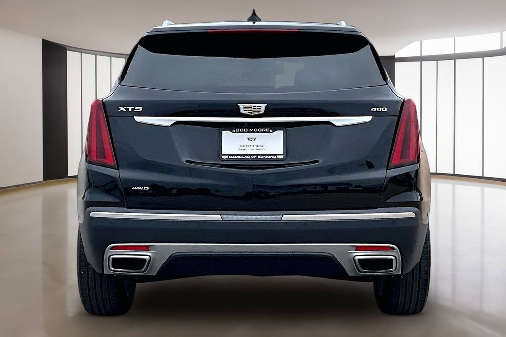Used 2023 Cadillac XT5 Premium Luxury w/ Technology Package AWD/4WD image 4