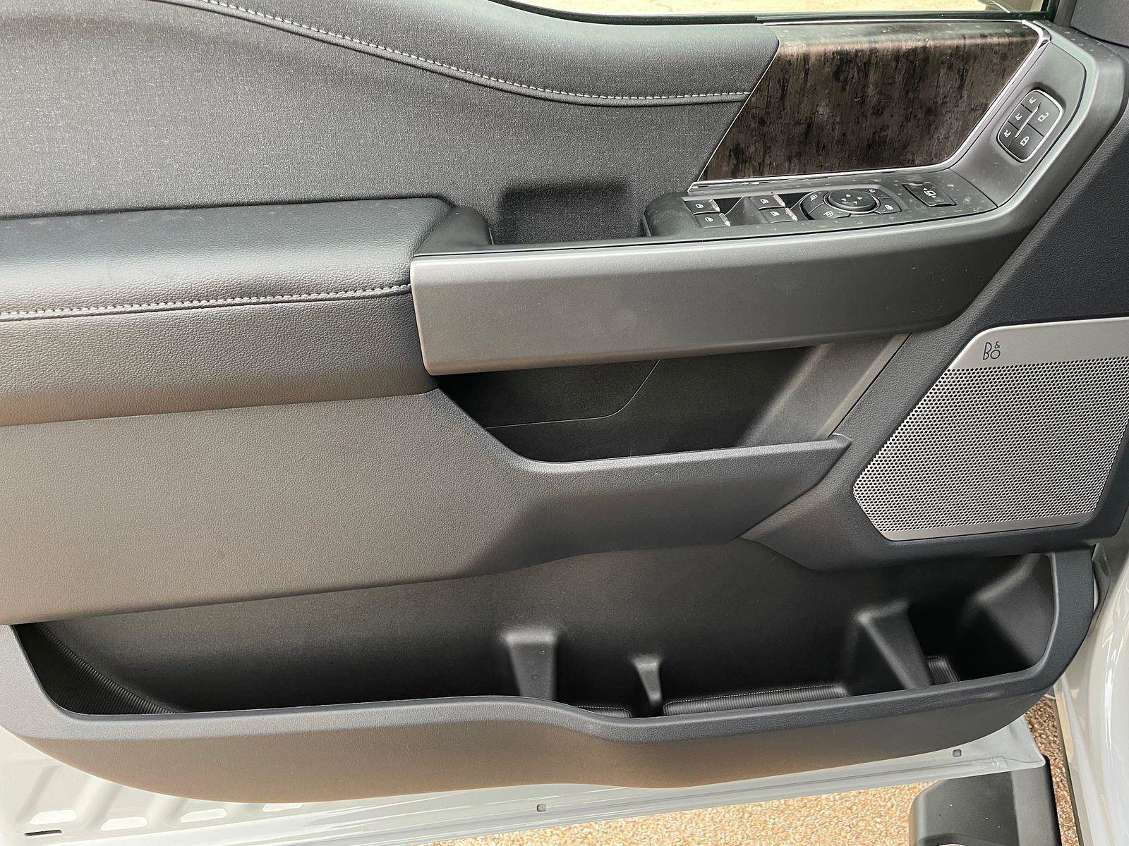 New 2026 Ford F250 Lariat w/ Chrome Package image 9